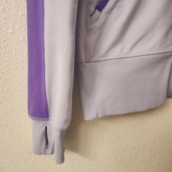 Lululemon Athletica Contempo Jacket Cool Breeze Purple Lavender Womens Size 6 - Picture 2 of 11